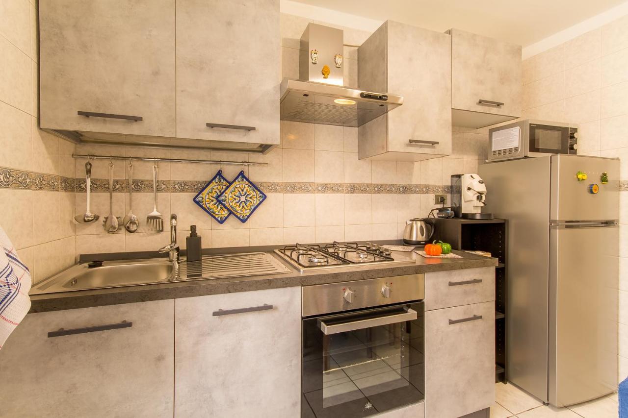 Sicula Home Few Minutes To Sea - Happy Rentals Aeroporto di Catania Fontana Rossa Esterno foto