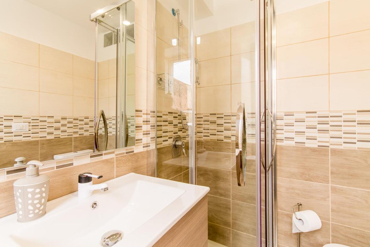 Sicula Home Few Minutes To Sea - Happy Rentals Aeroporto di Catania Fontana Rossa Esterno foto