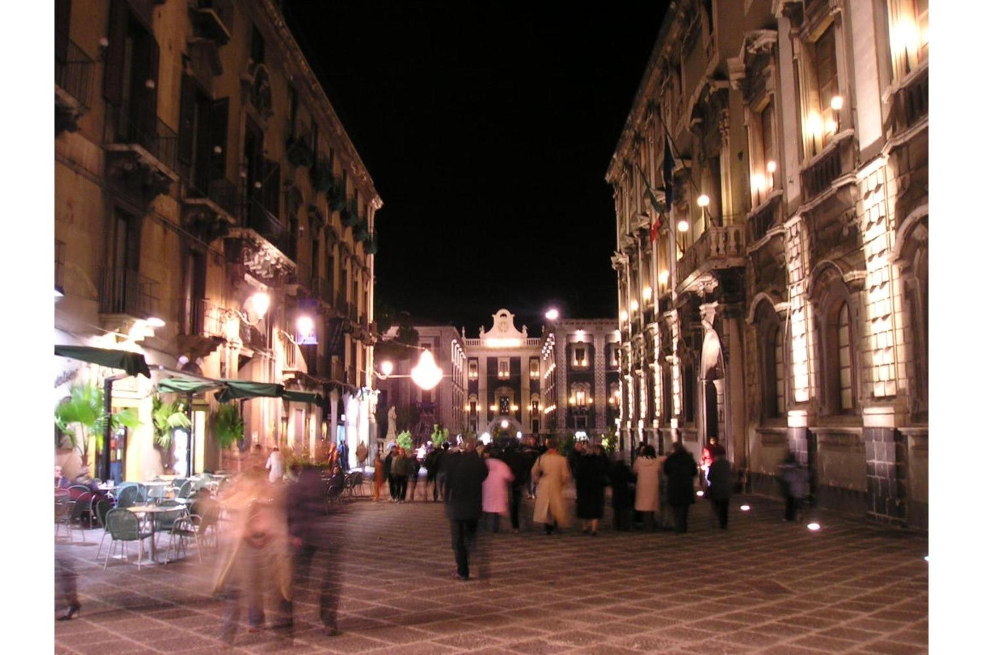 Sicula Home Few Minutes To Sea - Happy Rentals Aeroporto di Catania Fontana Rossa Esterno foto